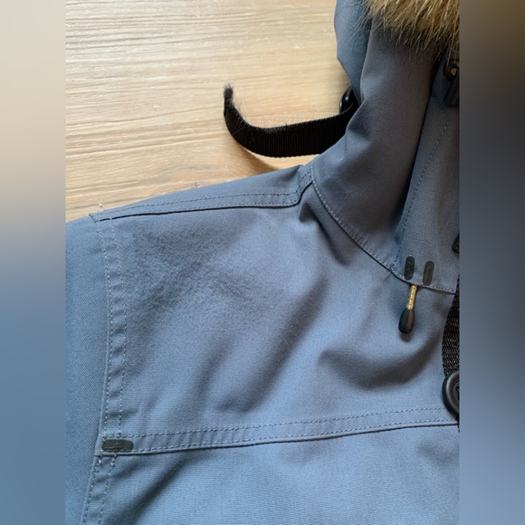 LL Bean Maine Mountain Parka - Picture 3 of 5